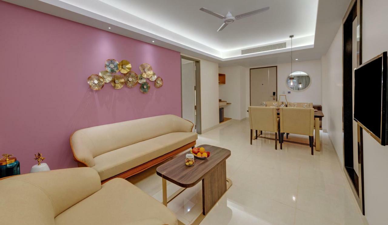 The Fern Residency Karad Hotel Екстериор снимка