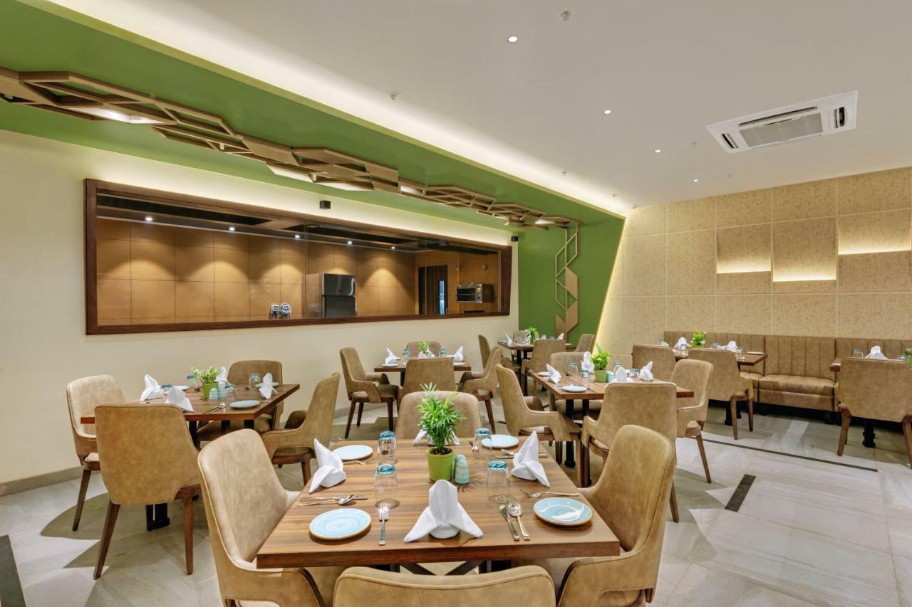 The Fern Residency Karad Hotel Екстериор снимка