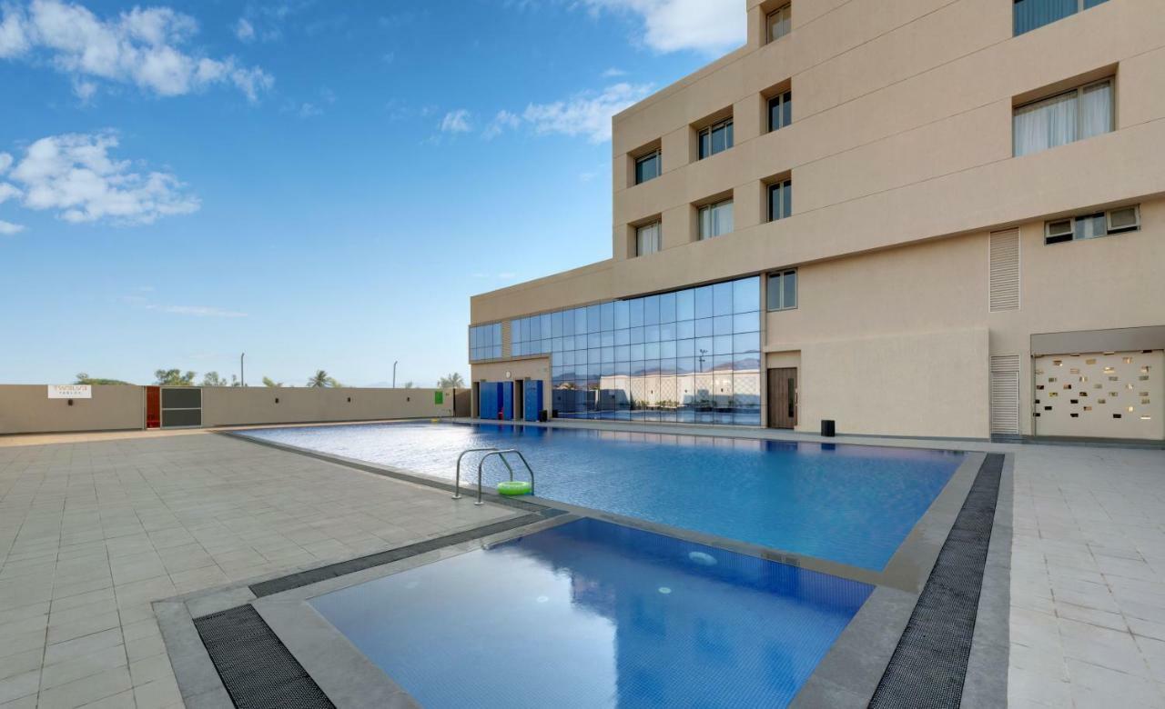 The Fern Residency Karad Hotel Екстериор снимка